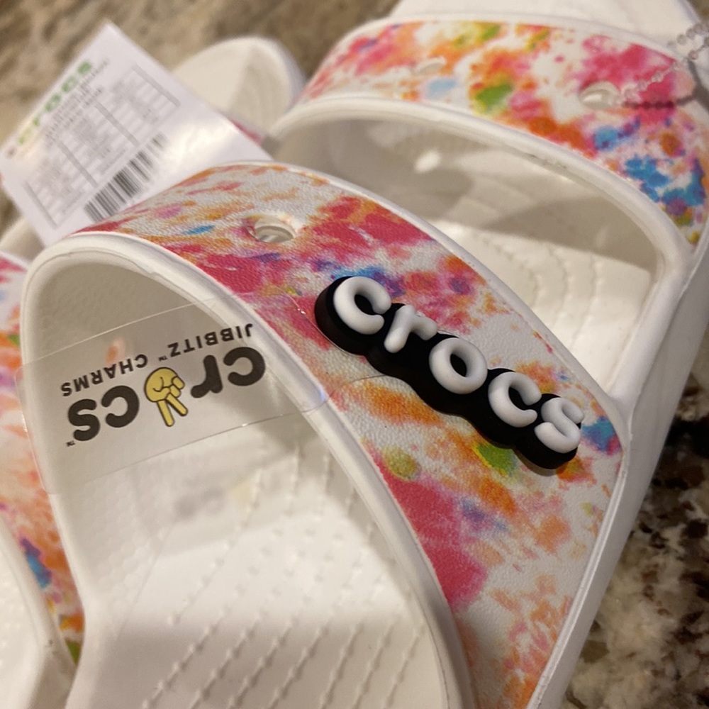 NWT WOMEN’S CROCS